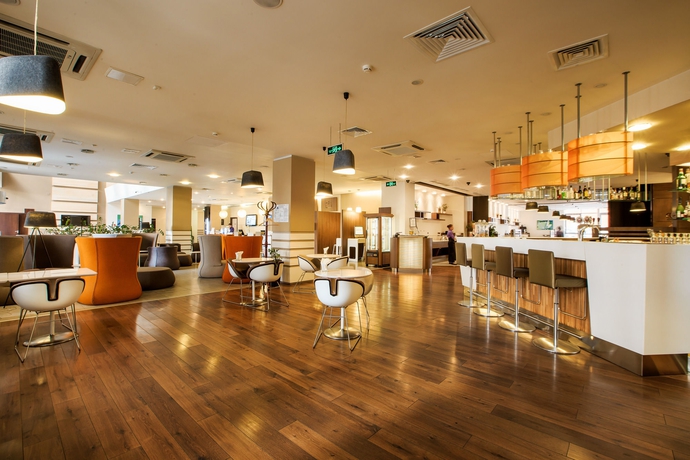 Imagen del bar/restaurante del Hotel Novotel Yekaterinburg Centre. Foto 4