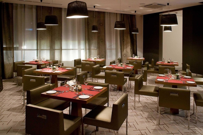 Imagen del bar/restaurante del Hotel Novotel Yekaterinburg Centre. Foto 6