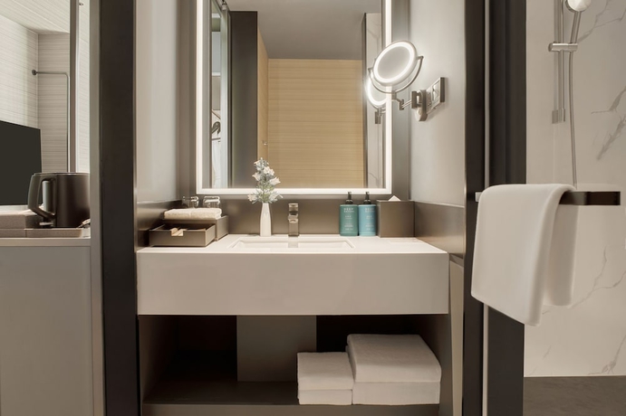 Imagen de la habitación del Hotel Novotel Yinchuan Lanxigu. Foto 10