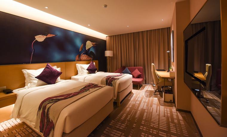 Imagen de la habitación del Hotel Novotel Zhengzhou Airport. Foto 14