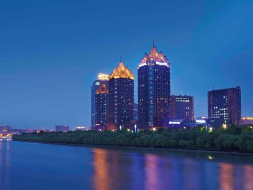 Imagen general del Hotel Novotel Zhengzhou Convention Centre. Foto 5