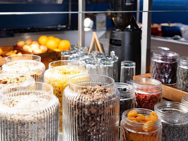 Imagen del bar/restaurante del Hotel Novotel Zurich City West. Foto 3