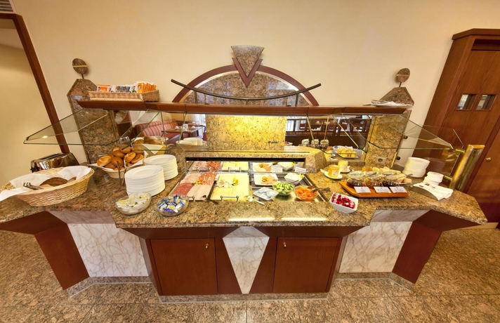 Imagen del bar/restaurante del Hotel Novum Boulevard Stuttgart City. Foto 3