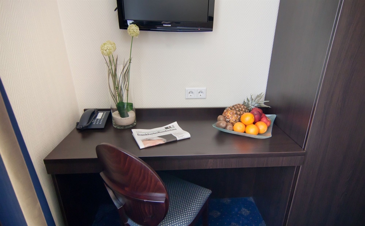 Imagen de la habitación del Hotel Novum Continental Hamburg Hauptbahnhof. Foto 8