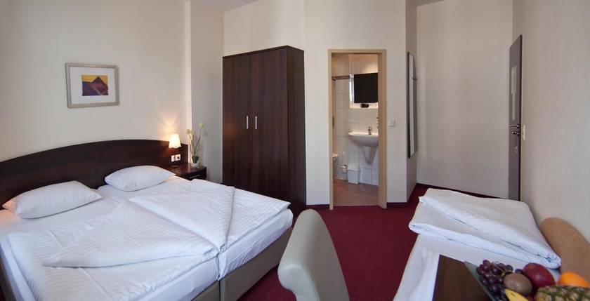 Imagen de la habitación del Hotel Novum Eleazar City Center. Foto 10