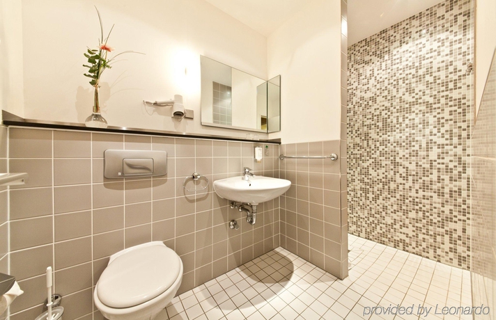 Imagen de la habitación del Hotel Novum Gates Berlin Charlottenburg. Foto 6