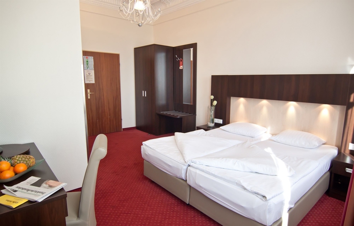 Imagen de la habitación del Hotel Novum Graf Moltke Hamburg. Foto 8