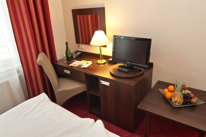 Imagen de la habitación del Hotel Novum Graf Moltke Hamburg. Foto 11