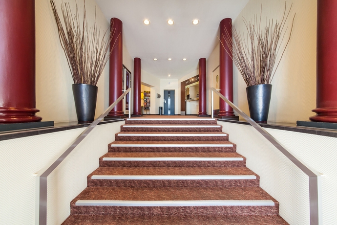 Imagen de los interiores del Hotel Novum Graf Moltke Hamburg. Foto 13