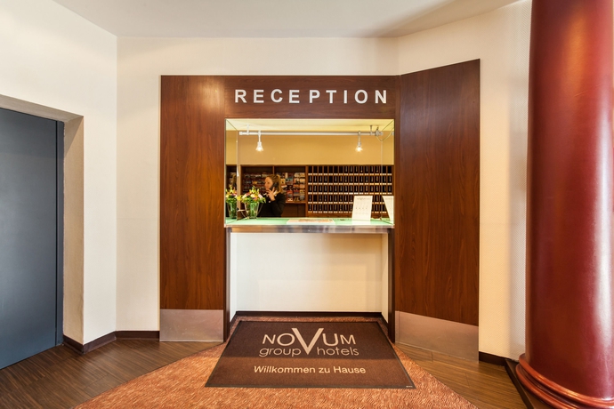 Imagen de los interiores del Hotel Novum Graf Moltke Hamburg. Foto 15