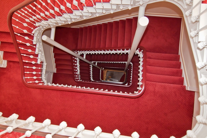 Imagen de los interiores del Hotel Novum Graf Moltke Hamburg. Foto 16