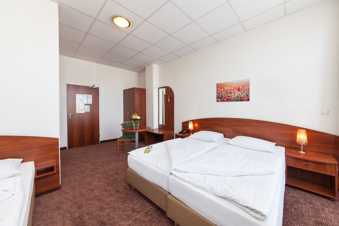 Imagen de la habitación del Hotel Novum Hamburg Stadtzentrum. Foto 10