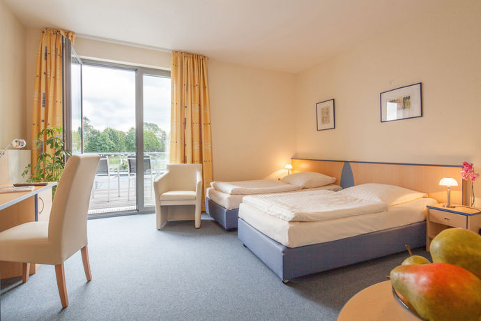 Imagen de la habitación del Hotel Novum Hamburger Sporthotel. Foto 16