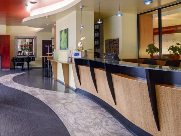 Imagen general del Hotel Novum Hotel Ambassador. Foto 6