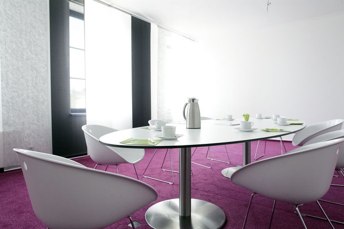 Imagen de los interiores del Hotel Novum Hotel Freiraum. Foto 12