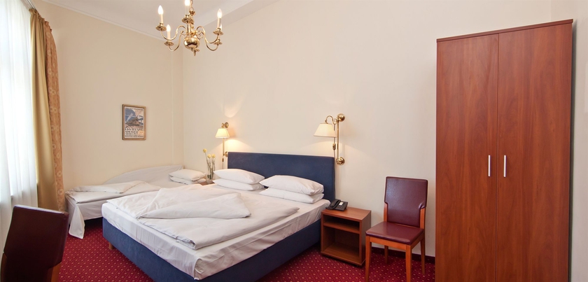 Imagen de la habitación del Hotel Novum Kronprinz Hamburg Hauptbahnhof. Foto 3