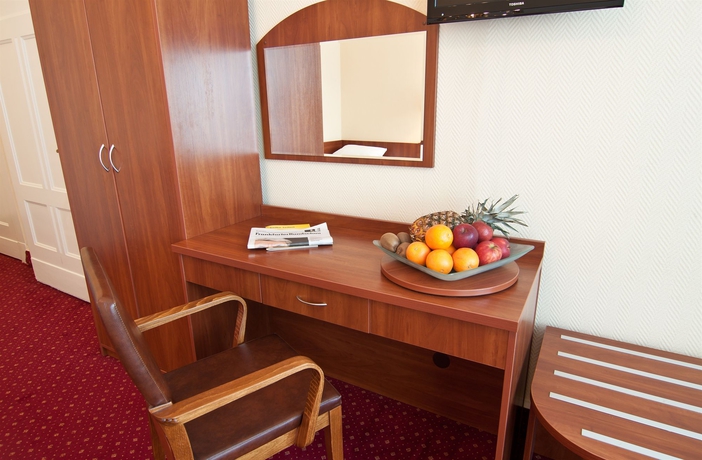 Imagen de la habitación del Hotel Novum Kronprinz Hamburg Hauptbahnhof. Foto 9