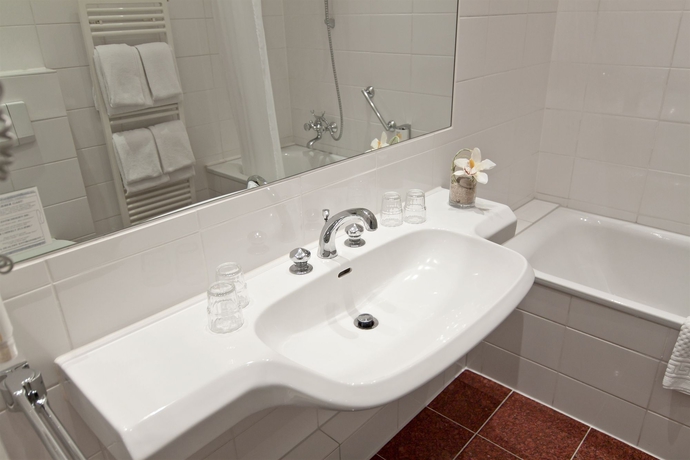 Imagen de la habitación del Hotel Novum Kronprinz Hamburg Hauptbahnhof. Foto 12