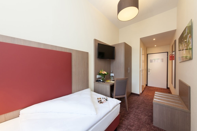 Imagen de la habitación del Hotel Novum Norddeutscher Hof Hamburg. Foto 2