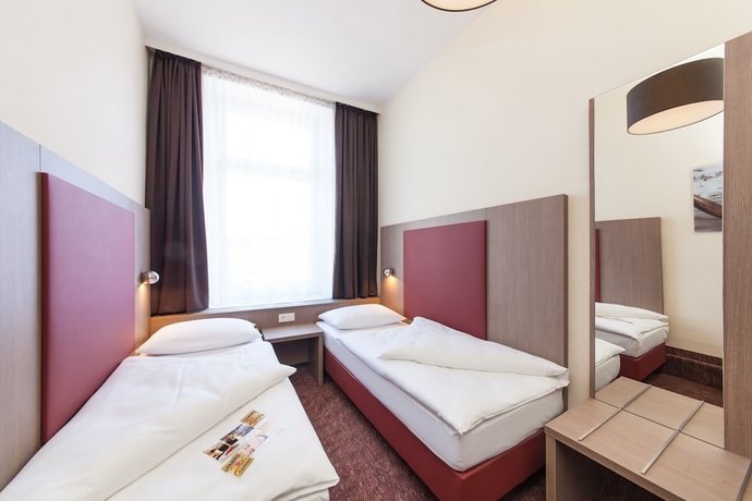 Imagen de la habitación del Hotel Novum Norddeutscher Hof Hamburg. Foto 7