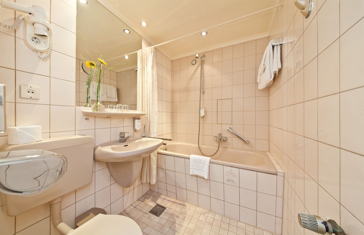 Imagen de la habitación del Hotel Novum Ravenna Berlin Steglitz. Foto 5