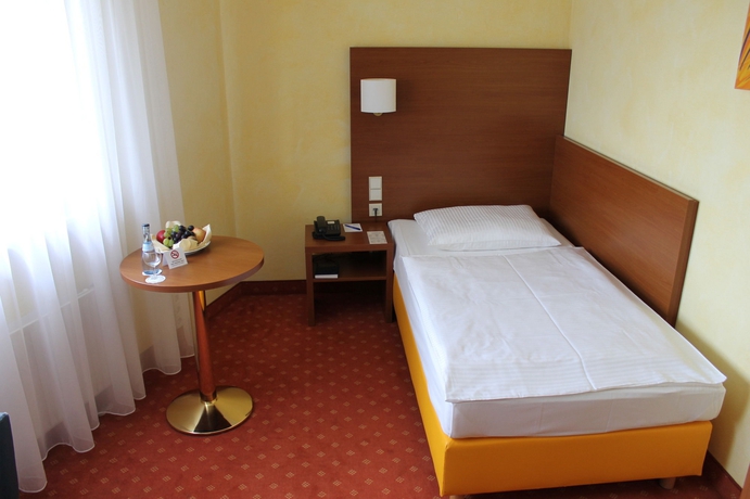 Imagen de la habitación del Hotel Novum Rega Stuttgart. Foto 9