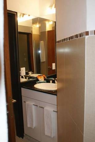 Imagen general del Hotel Novum Suites, C&Oacute;RDOBA (AR). Foto 5