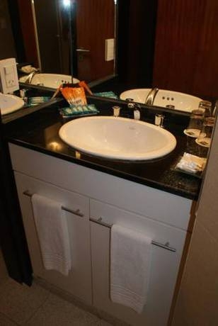 Imagen general del Hotel Novum Suites, C&Oacute;RDOBA (AR). Foto 6