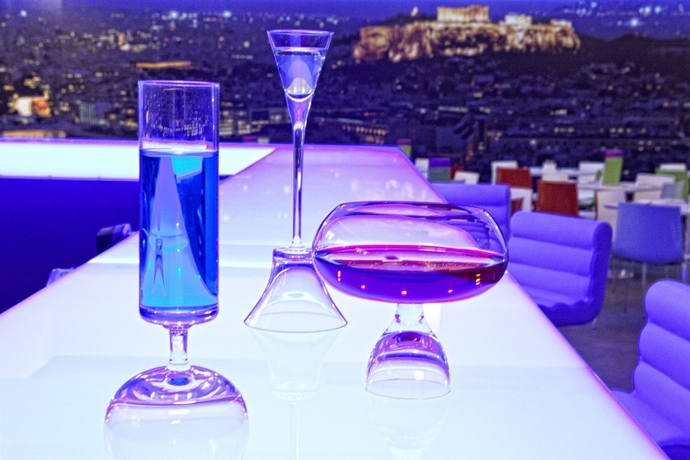 Imagen del bar/restaurante del Hotel Novus City. Foto 5