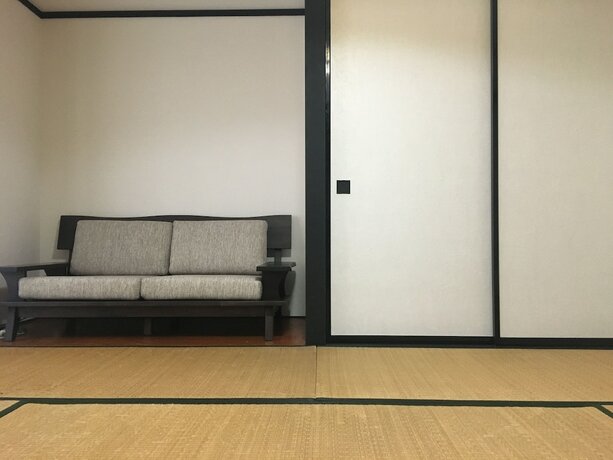 Imagen de la habitación del Hotel Nozawa Onsen Basecamp. Foto 23