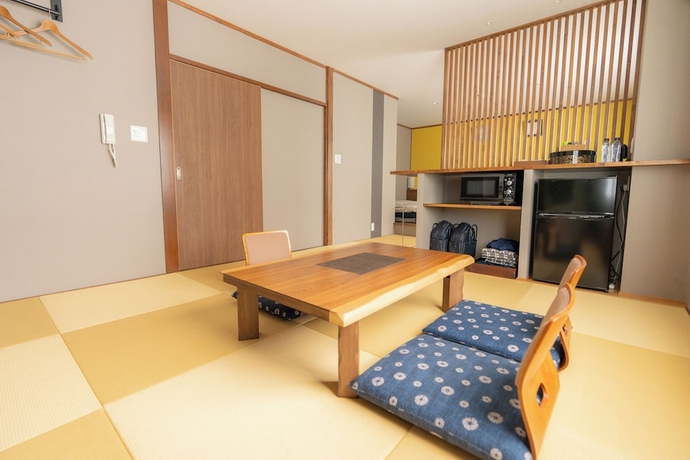 Imagen de la habitación del Hotel Nozawaonsen Azegamikan. Foto 12