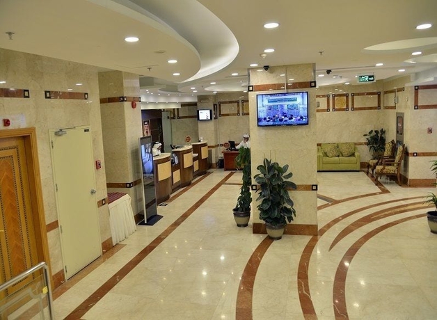 Imagen de los interiores del Hotel Nozol Royal Inn. Foto 19