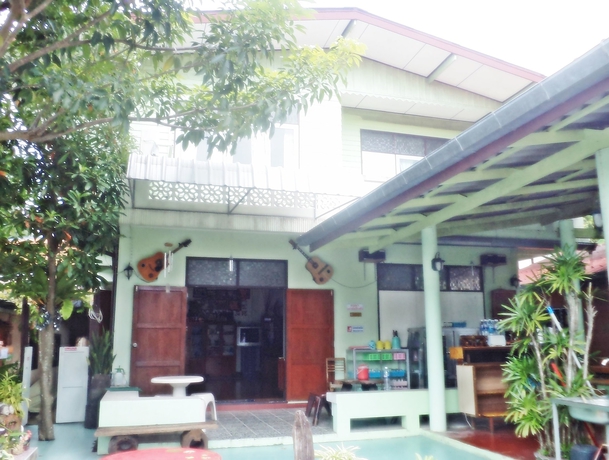 Imagen de los interiores del Hotel Nr Homestay. Foto 19