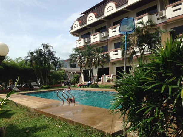 Imagen general del Hotel Nr Nanai Patong. Foto 4
