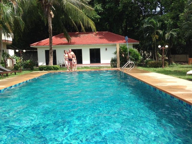 Imagen general del Hotel Nr Nanai Patong. Foto 11