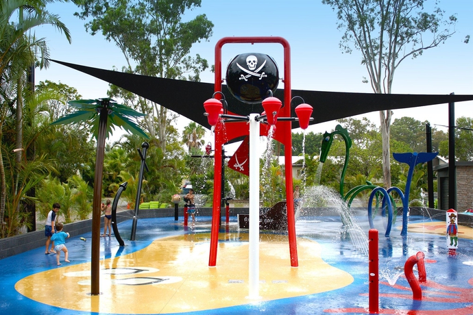 Imagen de la piscina del Hotel Nrma Treasure Island Holiday Resort. Foto 16