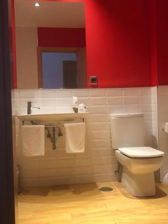 Imagen de la habitación del Hotel Nruta Ponferrada. Foto 17