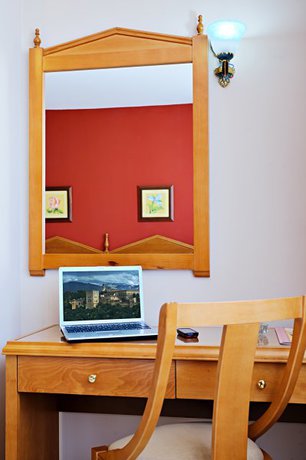 Imagen general del Hotel Ns Albolut. Foto 9