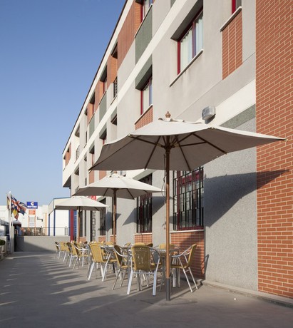 Imagen general del Hotel Ns Albolut. Foto 12