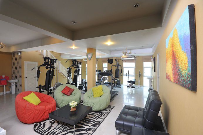 Imagen de los interiores del Hotel Nsiri Resort and. Foto 16
