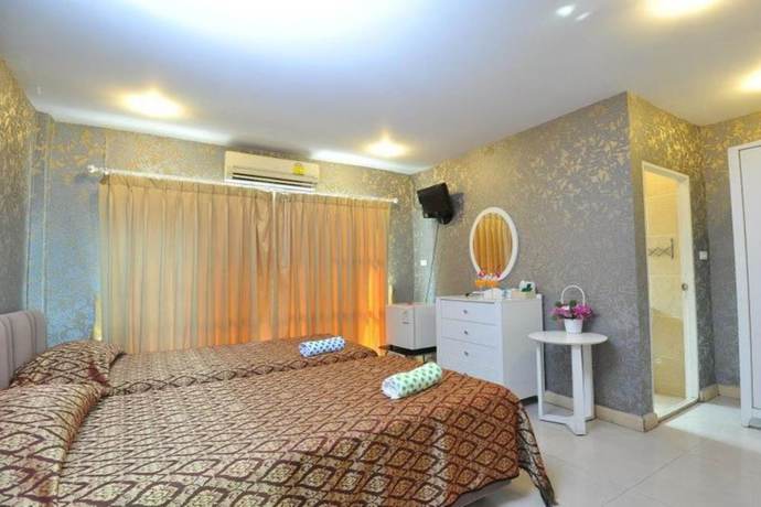 Imagen de la habitación del Hotel Nsiri Resort and. Foto 8