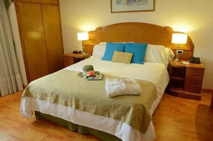 Imagen de la habitación del Hotel &Ntilde;iken Spa and Business Center. Foto 13