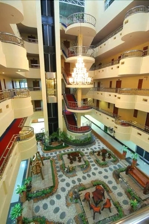 Imagen de los exteriores del Hotel Ntk Residence. Foto 10