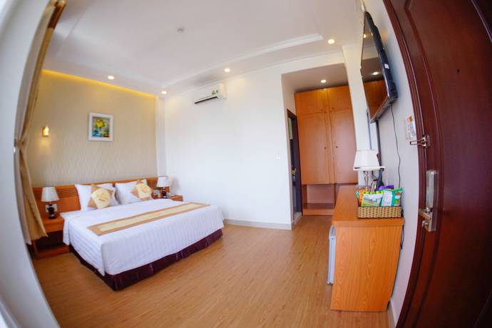 Imagen de la habitación del Hotel Nu Hoang. Foto 13