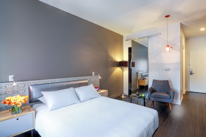 Imagen de la habitación del Hotel Nu Hotel. Foto 7