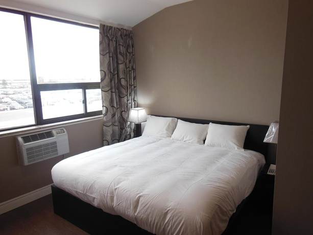 Imagen de la habitación del Hotel Nu Toronto. Foto 7