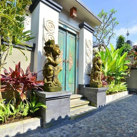 Imagen general del Hotel Nuaja Balinese Guest House. Foto 6