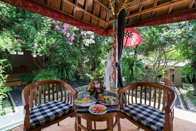 Imagen general del Hotel Nuaja Balinese Guest House. Foto 11