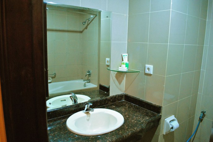 Imagen de la habitación del Hotel Nuansa Indah. Foto 4