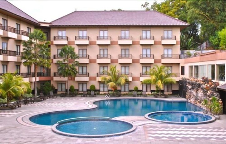 Imagen de la piscina del Hotel Nuansa Indah. Foto 20